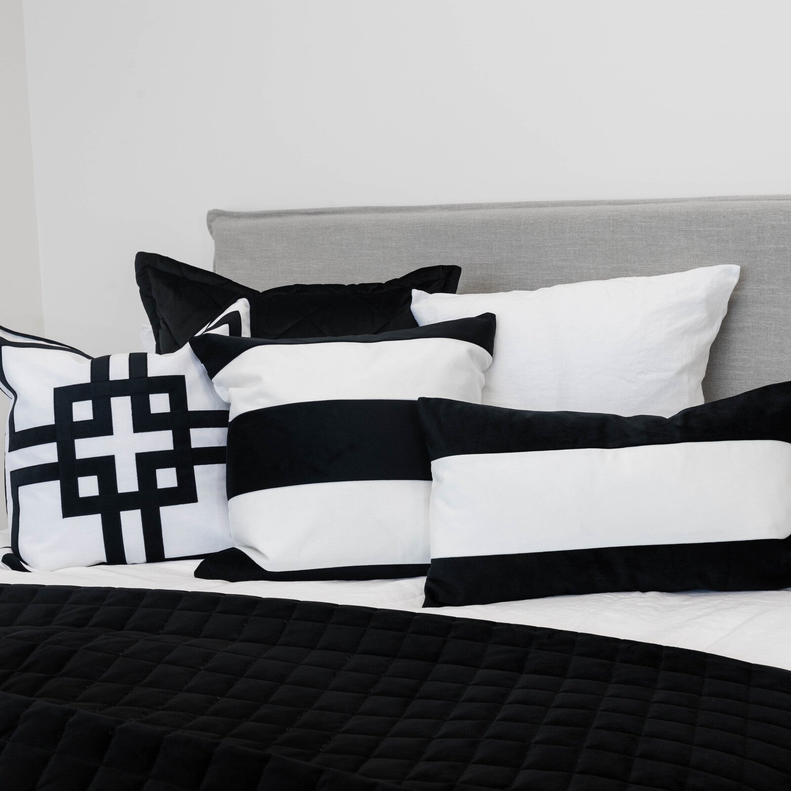 Monaco Rectangle Cushion Cover Black & White